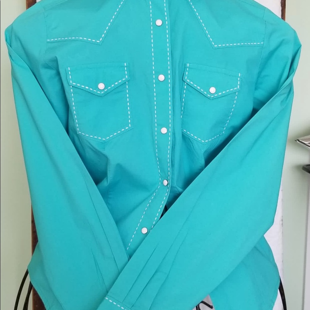 Cruel Girl new shirt but price tags are off. Collar, long sleeve